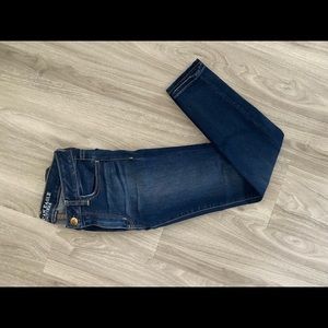 American Eagle dark Wash jean